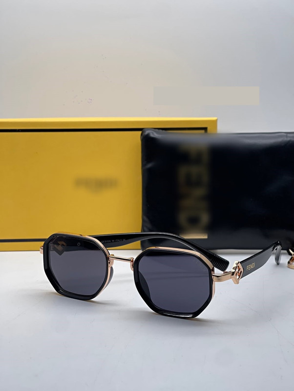 مشخصات عینک آفتابی زنانه و دخترانه فندی 8087 اقساطی ترب پی